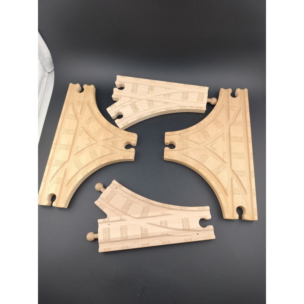 Thomas and friends wooden train tracks